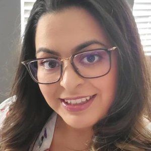 Meet your Posher, Karina